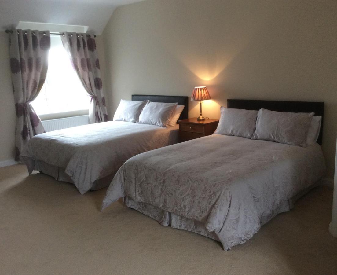 Seven Oaks B&B Ballyhaunis Ngoại thất bức ảnh